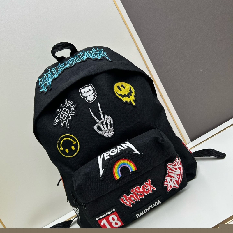 Ba*len*cia*ga backpacks